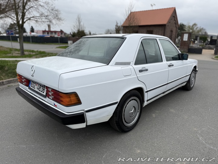 Mercedes-Benz 190 1990
