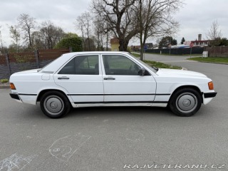 Mercedes-Benz 190 1990