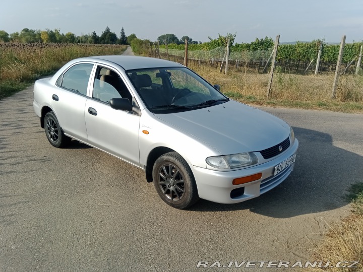 Mazda 323 1996
