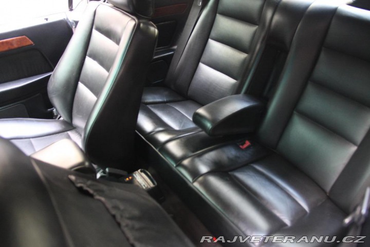 Mercedes-Benz 300 124 300 CE-24V 1993