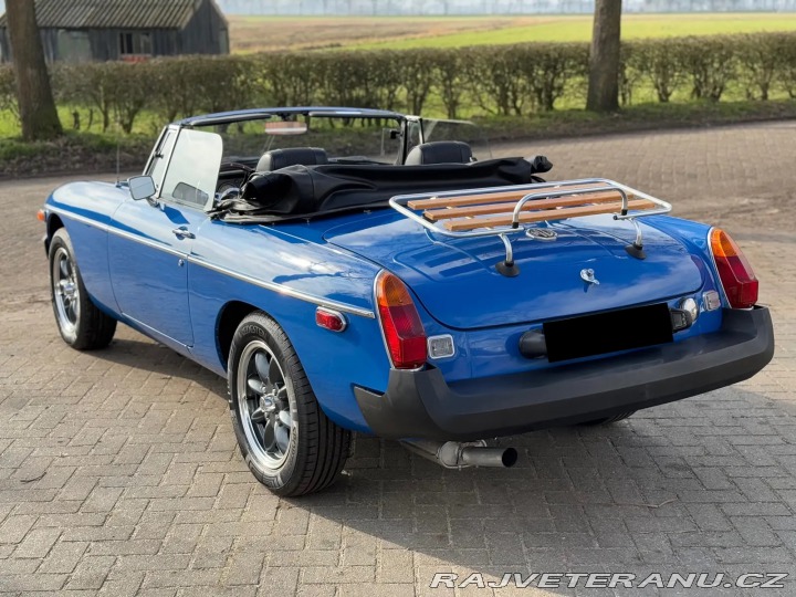 MG MGB  1977