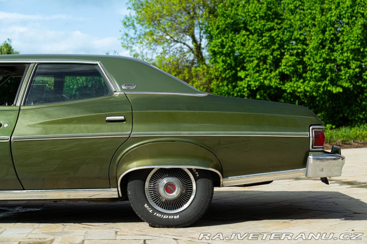 Ford Torino GRAN TORINO 4 DOOR 5.7 V8 BROUGHAM 1976