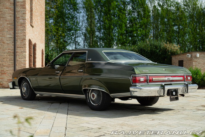 Ford Torino GRAN TORINO 4 DOOR 5.7 V8 BROUGHAM 1976