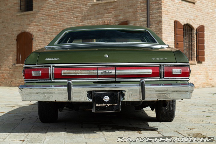 Ford Torino GRAN TORINO 4 DOOR 5.7 V8 BROUGHAM 1976