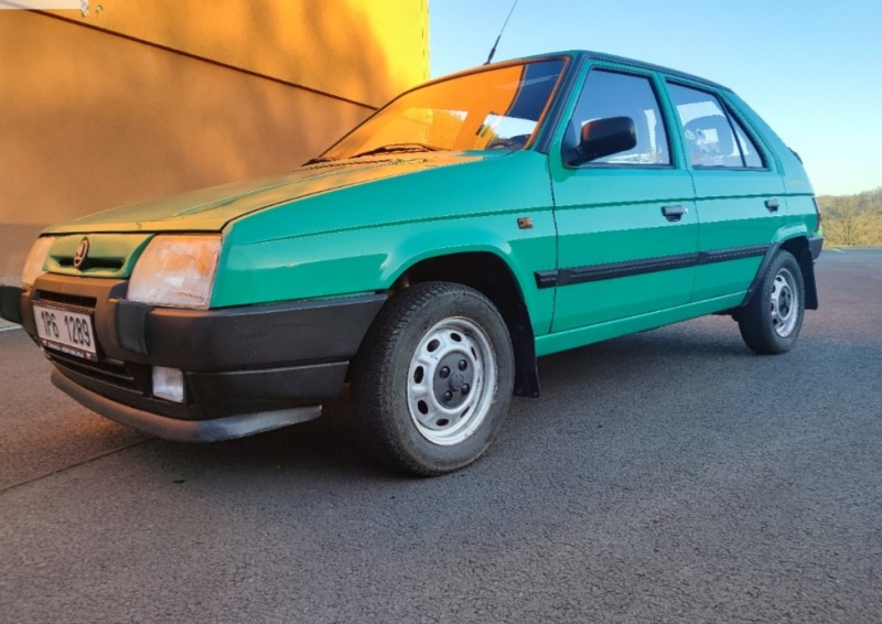 Škoda Favorit 