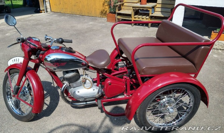 Jawa 250 Pérák rikša 1952