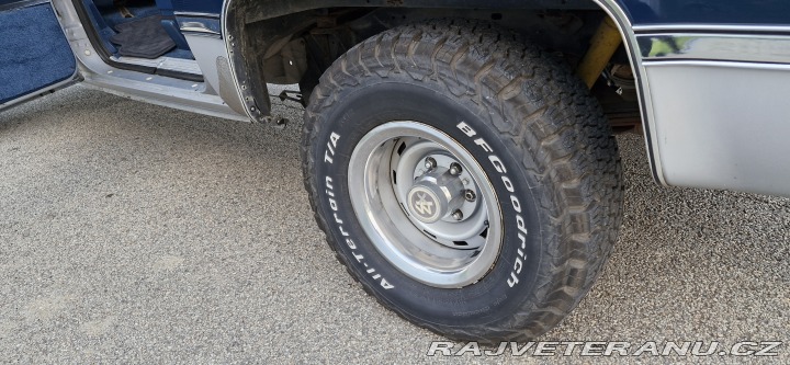 Chevrolet Suburban K10 4x4 1984