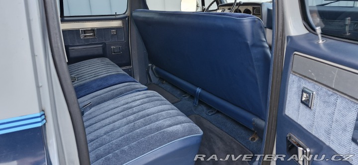 Chevrolet Suburban K10 4x4 1984