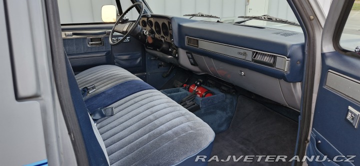 Chevrolet Suburban K10 4x4 1984