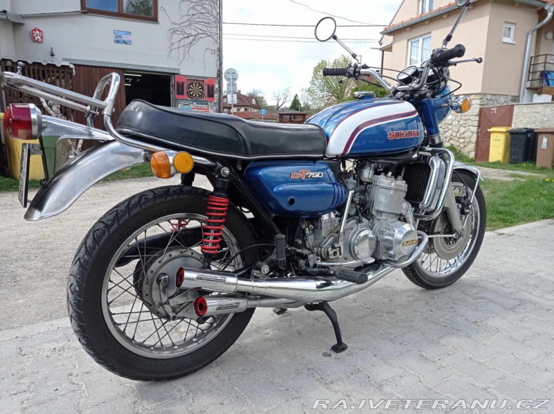 Suzuki GT 750