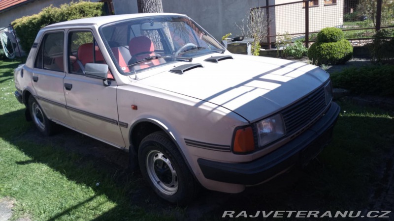 Škoda 120 L