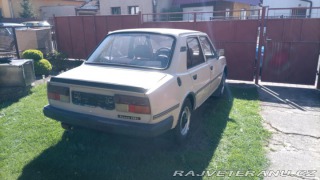 Škoda 120 L 1988