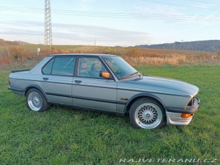 BMW 5 E28 1988