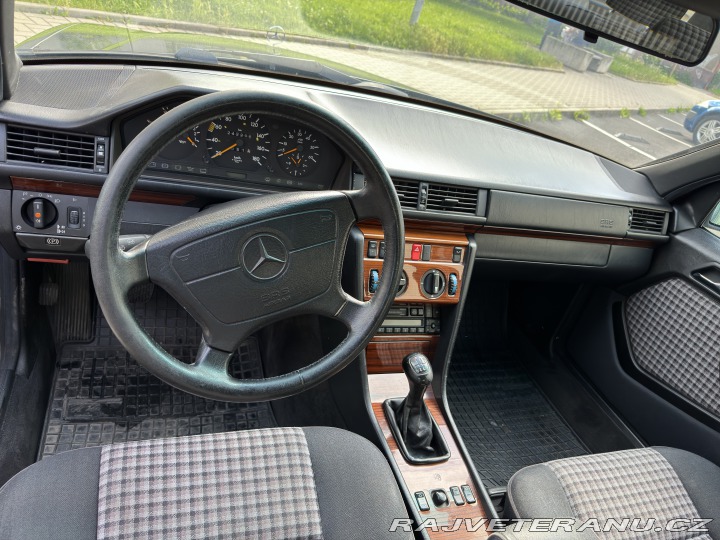 Mercedes-Benz E W124 1994