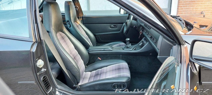 Porsche 944 S2 1989