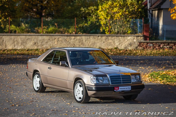 Mercedes-Benz 300 W124 300 CE 1989