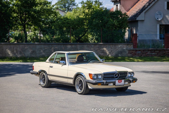 Mercedes-Benz 560 SL R107 1986