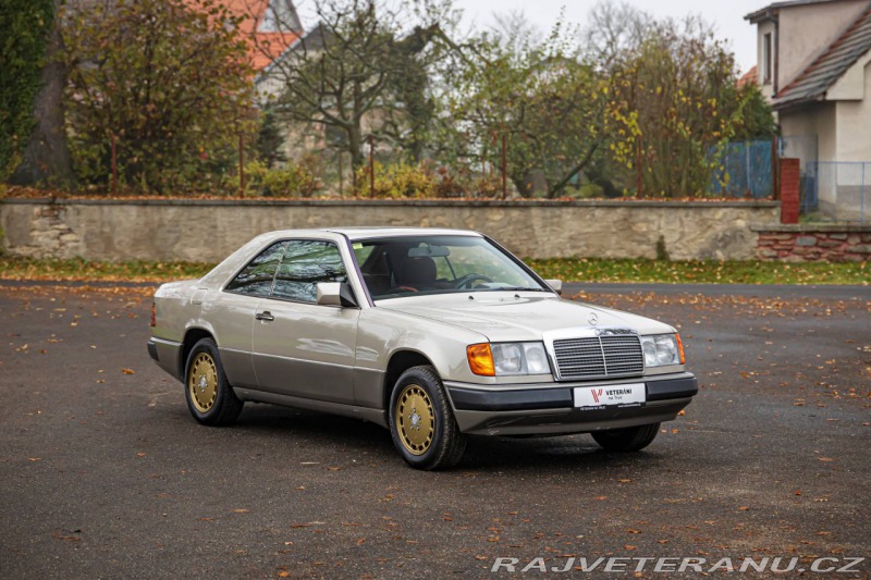 Mercedes-Benz 300 Benz  W124 300 CE