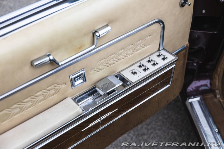 Lincoln Continental 1966