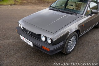 Ostatní značky Ostatní modely Alfa Romeo Alfetta GTV 2.0 1982