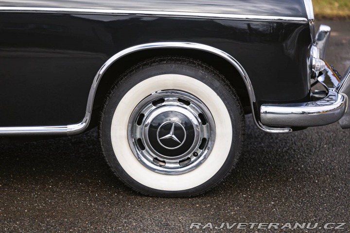 Mercedes-Benz 220 220S Coupé 1959