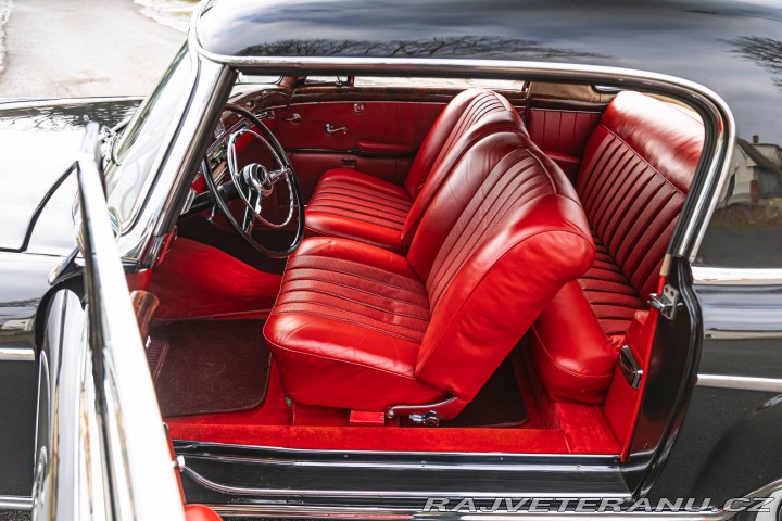 Mercedes-Benz 220 220S Coupé 1959