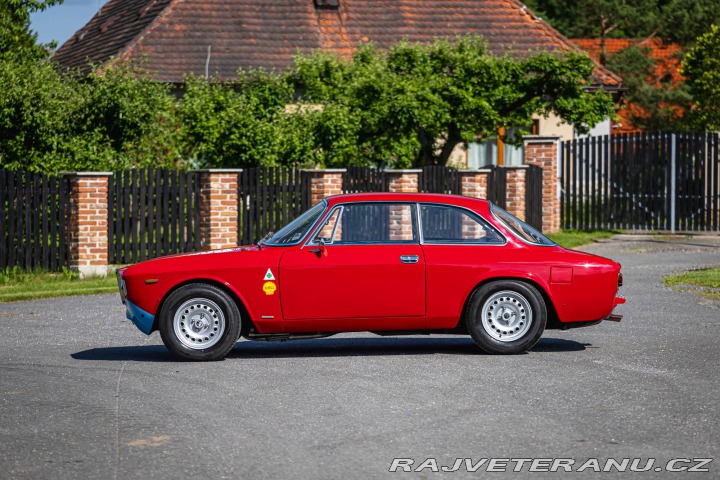 Ostatní značky Ostatní modely Alfa Romeo 1300 GT Junior 1969