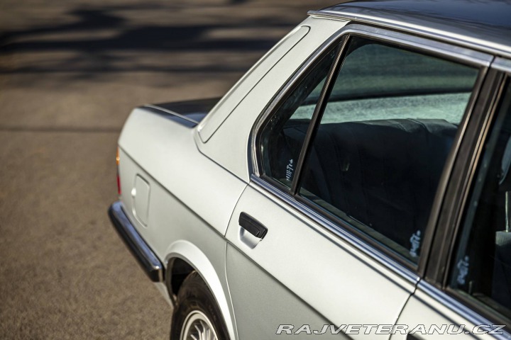 BMW 5 528i E28 1982