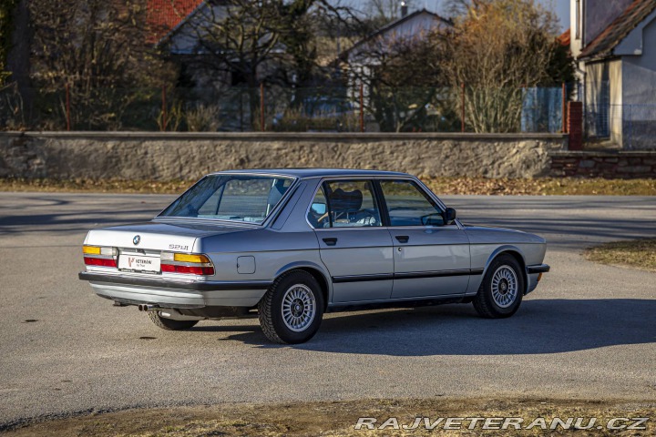 Ostatní značky Ostatní modely BWM 528i E28 1982