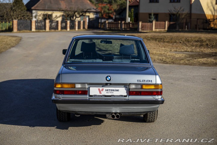 BMW 5 528i E28 1982