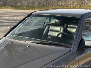 Mercedes-Benz 300 300CE W124 1989