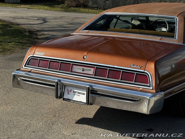 Ford Thunderbird 1975