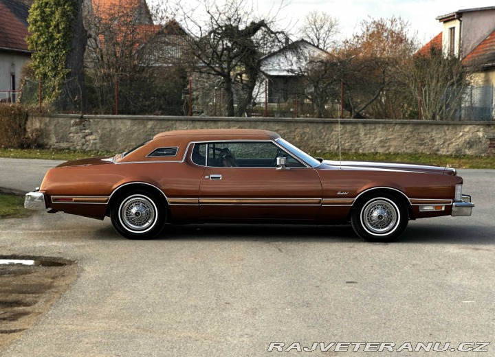 Ford Thunderbird 1975