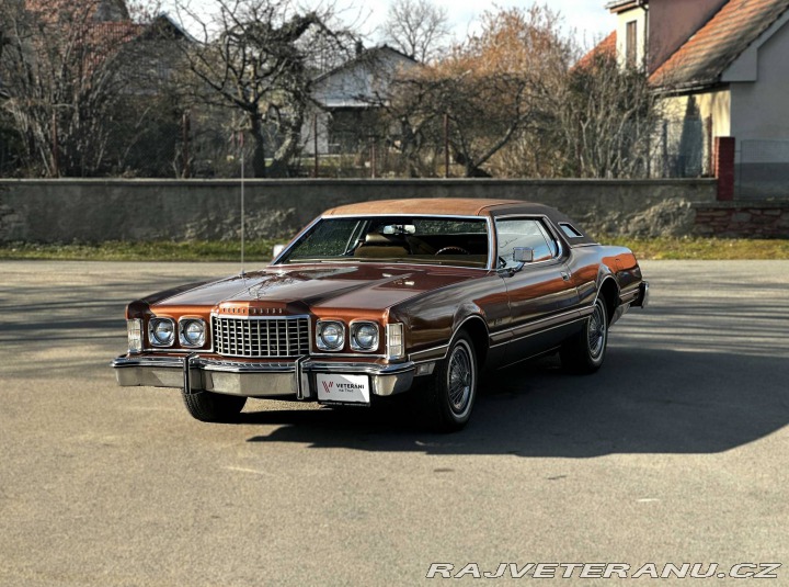 Ford Thunderbird 1975