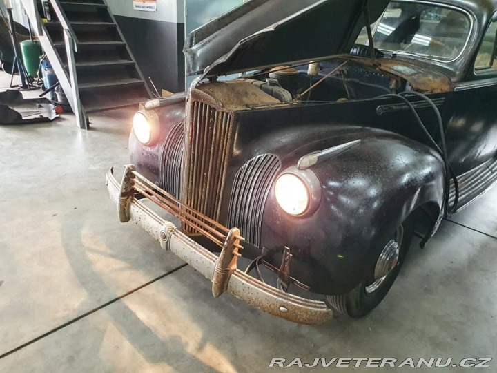 Packard 110 coupe 1941