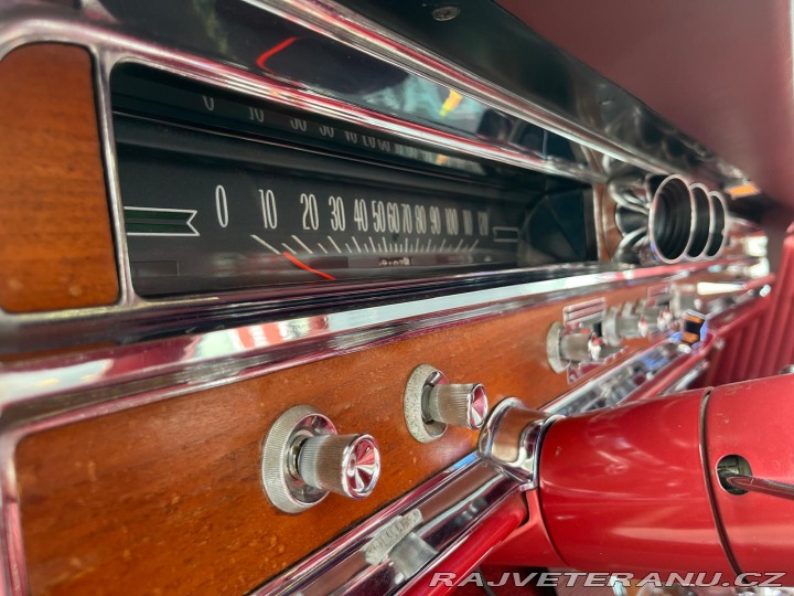 Pontiac Grand Prix Coupe 1965