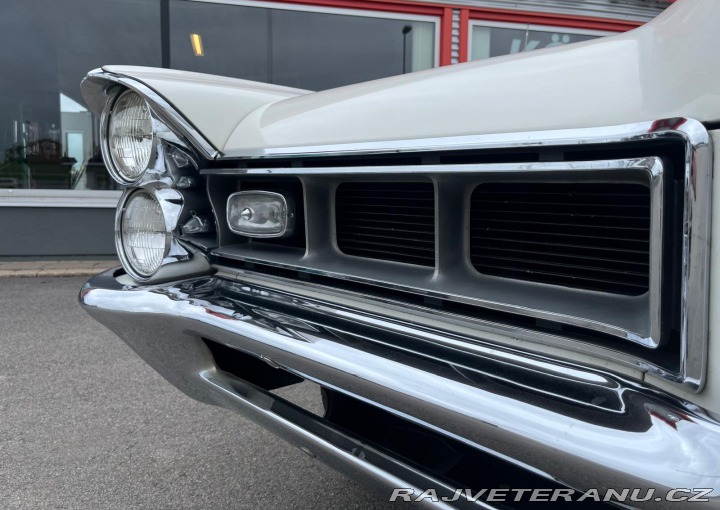 Pontiac Grand Prix Coupe 1965