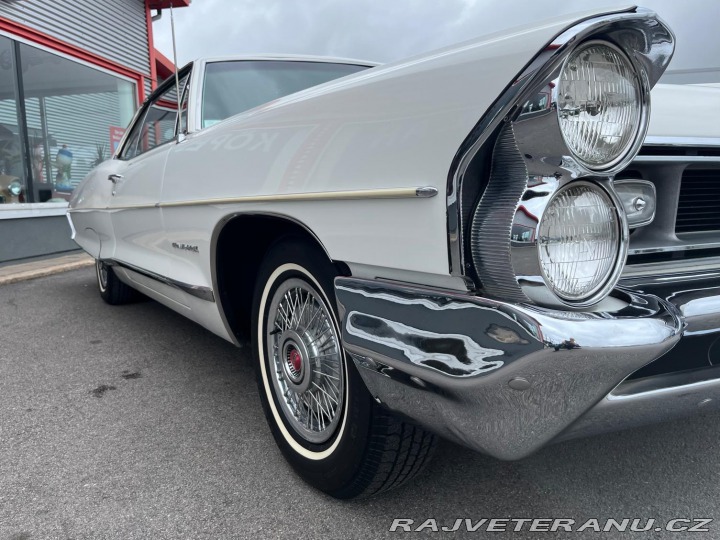 Pontiac Grand Prix Coupe 1965