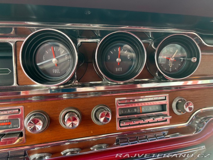 Pontiac Grand Prix Coupe 1965