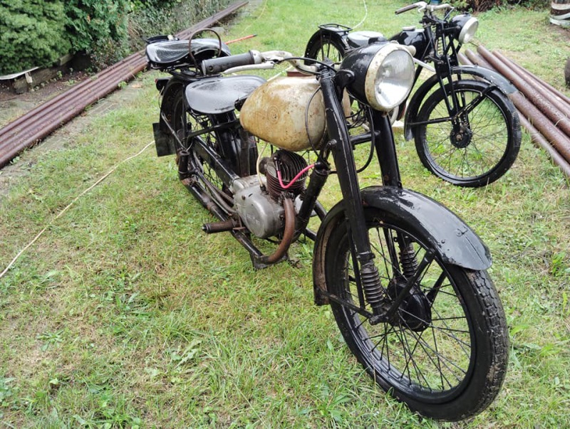 ČZ 125 