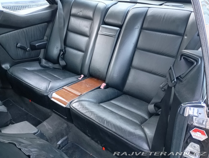 Mercedes-Benz 230 W124 1990
