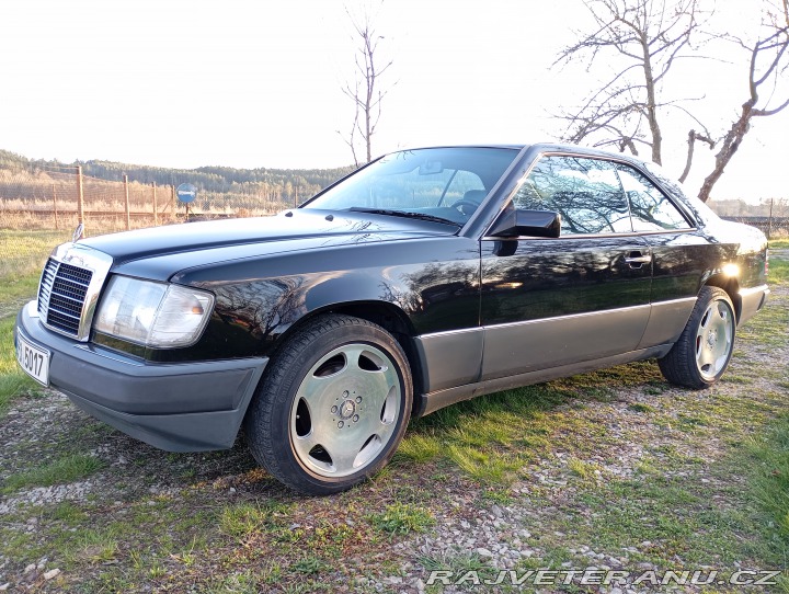 Mercedes-Benz 230 W124 1990