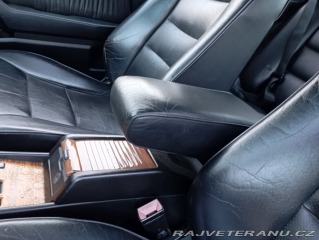 Mercedes-Benz 230 W124 1990