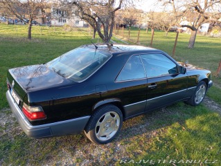 Mercedes-Benz 230 W124 1990