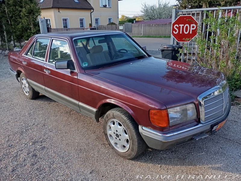 Mercedes-Benz 280 W126