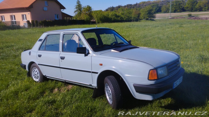 Škoda 120 