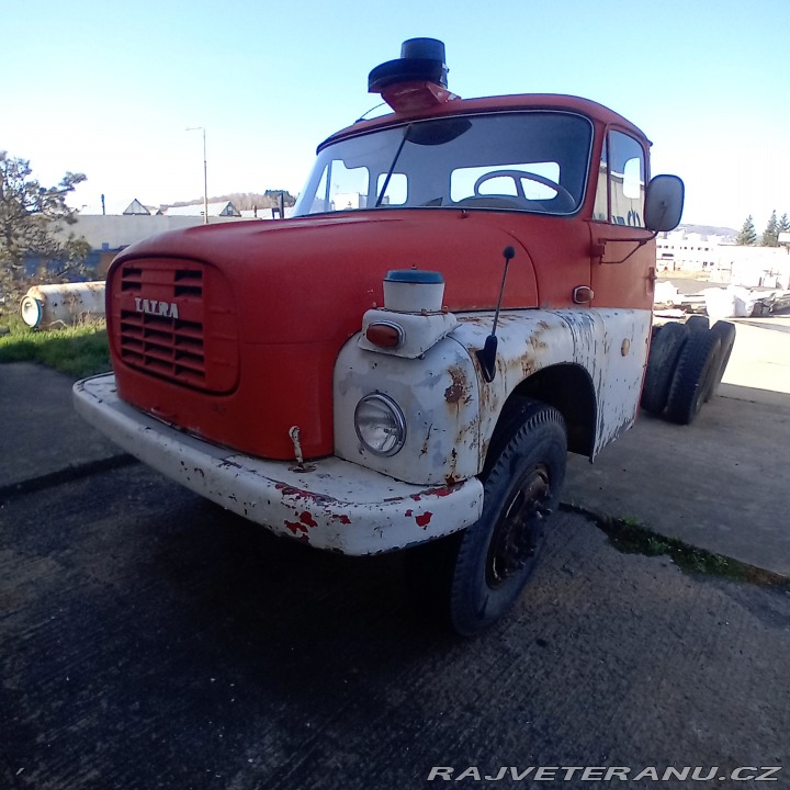 Tatra 148 CAS 32 1975