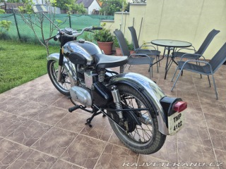 Ostatní značky Ostatní modely Royal Enfield Bullet 350 1972