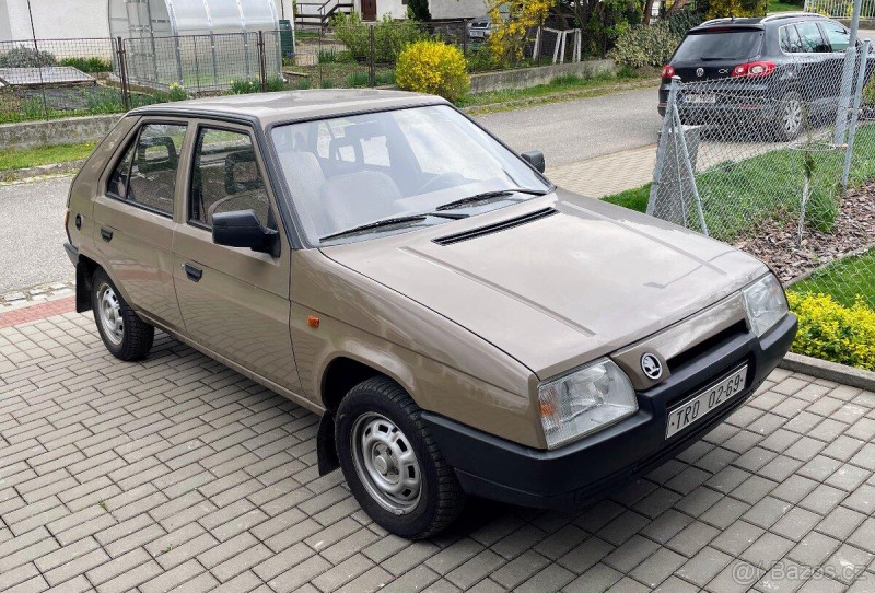Škoda Favorit Prodám z roku 1989