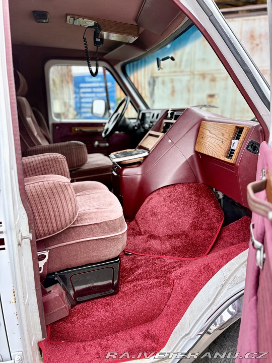 Chevrolet G20 Rocky Ridge Conversion 1992